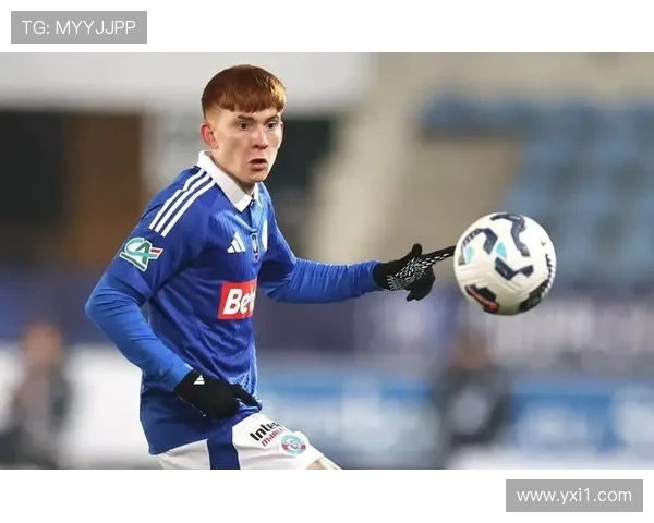 足球赛事中的年轻球员崛起，如何通过训练提升新星的潜力